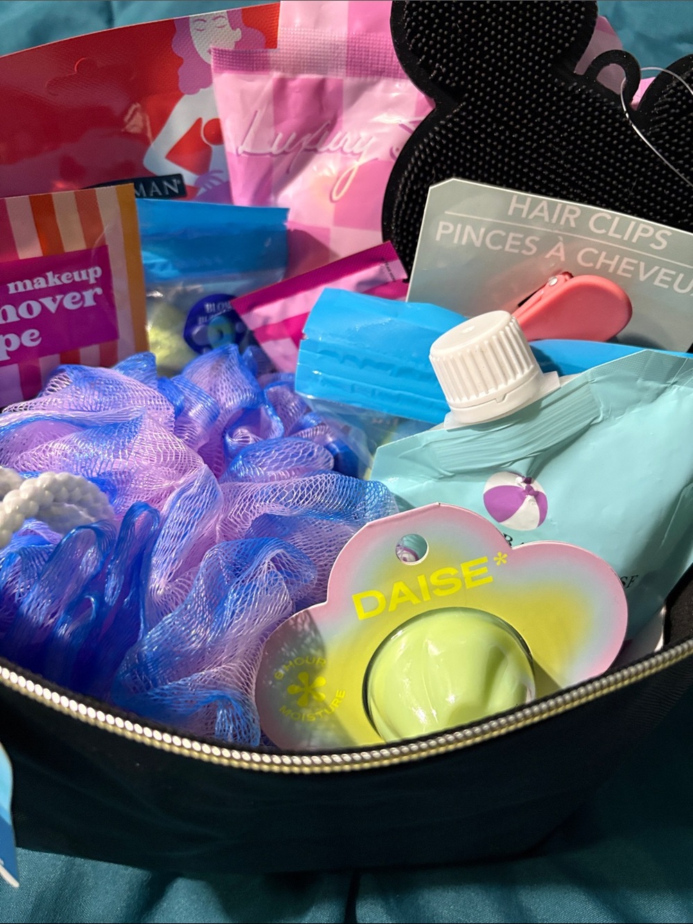 Bath & Beauty Bundle 10+ Items Skin Cream, Body Polish, Bath Pouf, Masks, etc